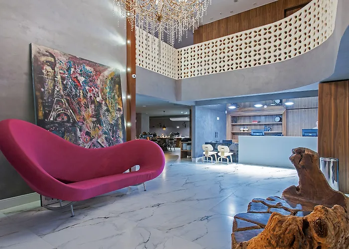 Brut by Slaviero HotéisHotel Em